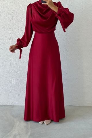 Dökümlü Akıcı Saten Kumaş Tesettür Abiye Bordo
