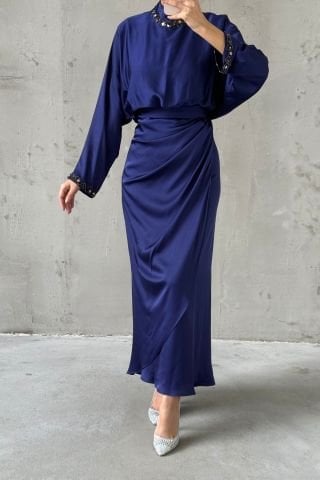 Sade Ve Şık Tasarım Saten Tesettür Abiye Lacivert