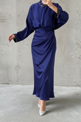 Sade Ve Şık Tasarım Saten Tesettür Abiye Lacivert