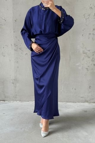 Sade Ve Şık Tasarım Saten Tesettür Abiye Lacivert