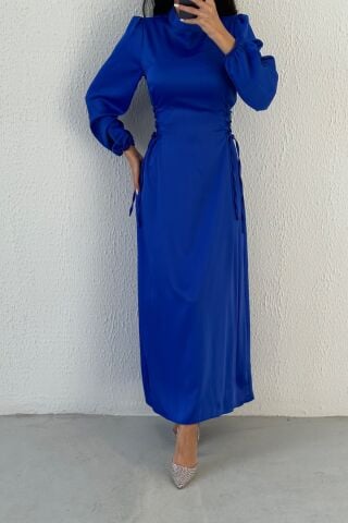 Belden Bağlama Detaylı Saten Tesettür Abiye Saks Mavisi