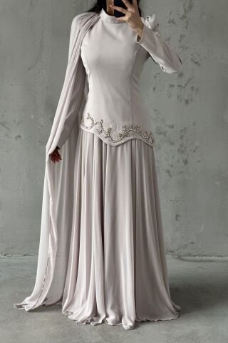 Zehra Hijab Evening Dress Cream