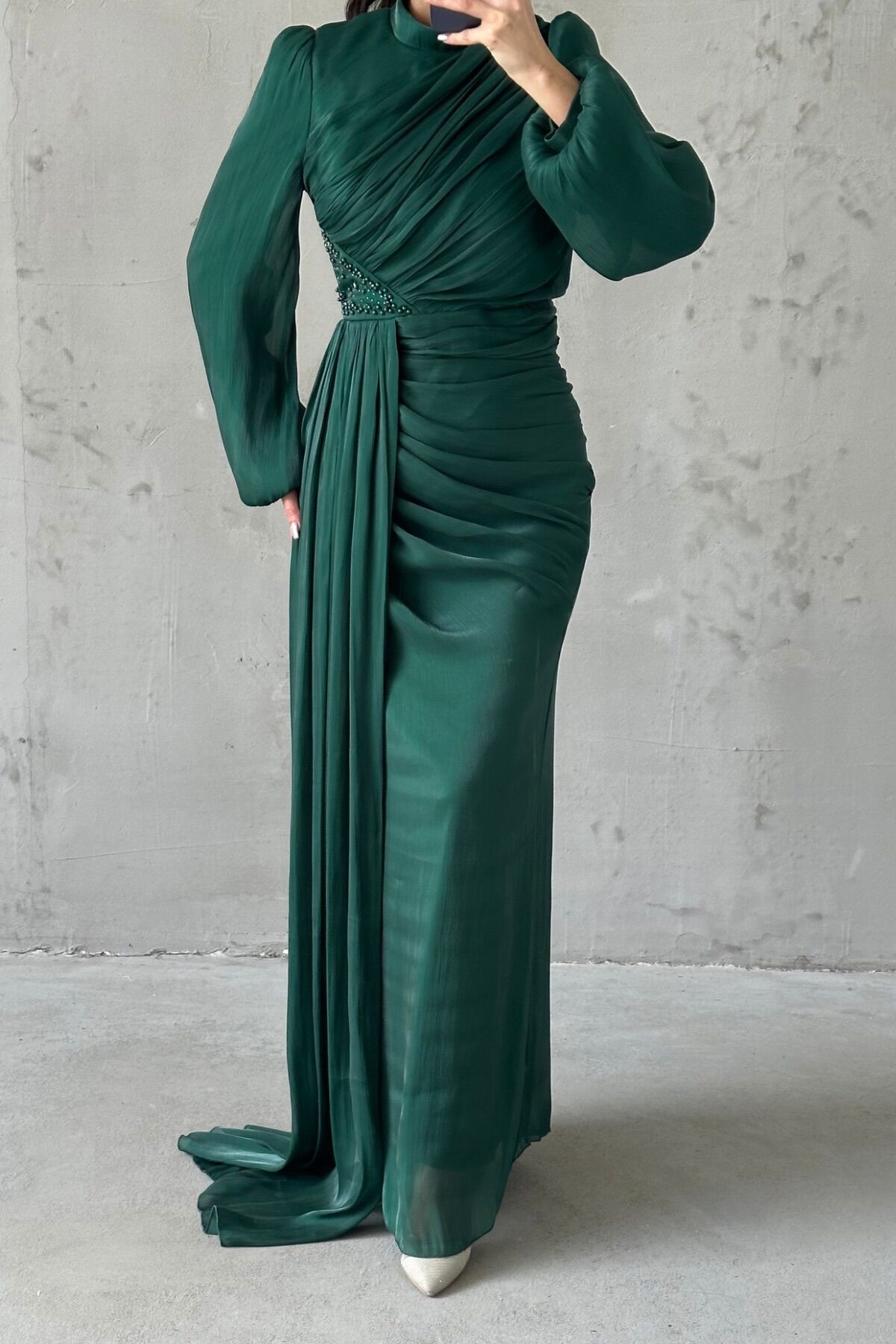 Drape ve Kuyruk Detaylı Tesettür Abiye Yeşil