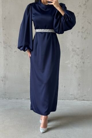 Saten Şıklığı Taş Kemerli Tesettür Abiye Lacivert