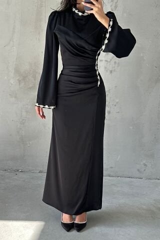 Eşsiz Drape Ve Taş Detaylı Saten Tesettür Abiye Siyah