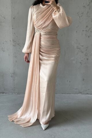 Drape ve Kuyruk Detaylı Tesettür Abiye Bakır