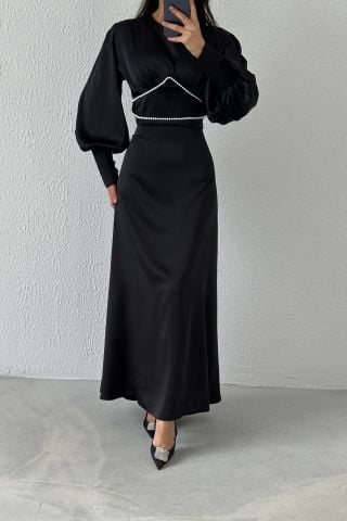 Eşsiz İnci Detaylı Saten Tesettür Abiye Siyah