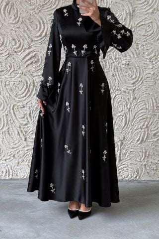 Satin Hijab Evening Dress Black with Fascinating Details