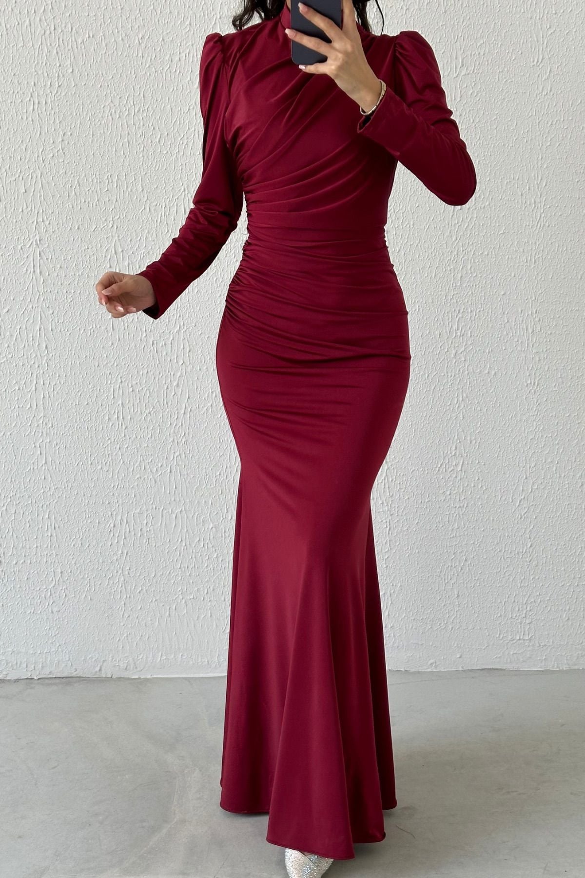 Basic Fish Model Sendi Fabric Hijab Evening Dress Claret Red