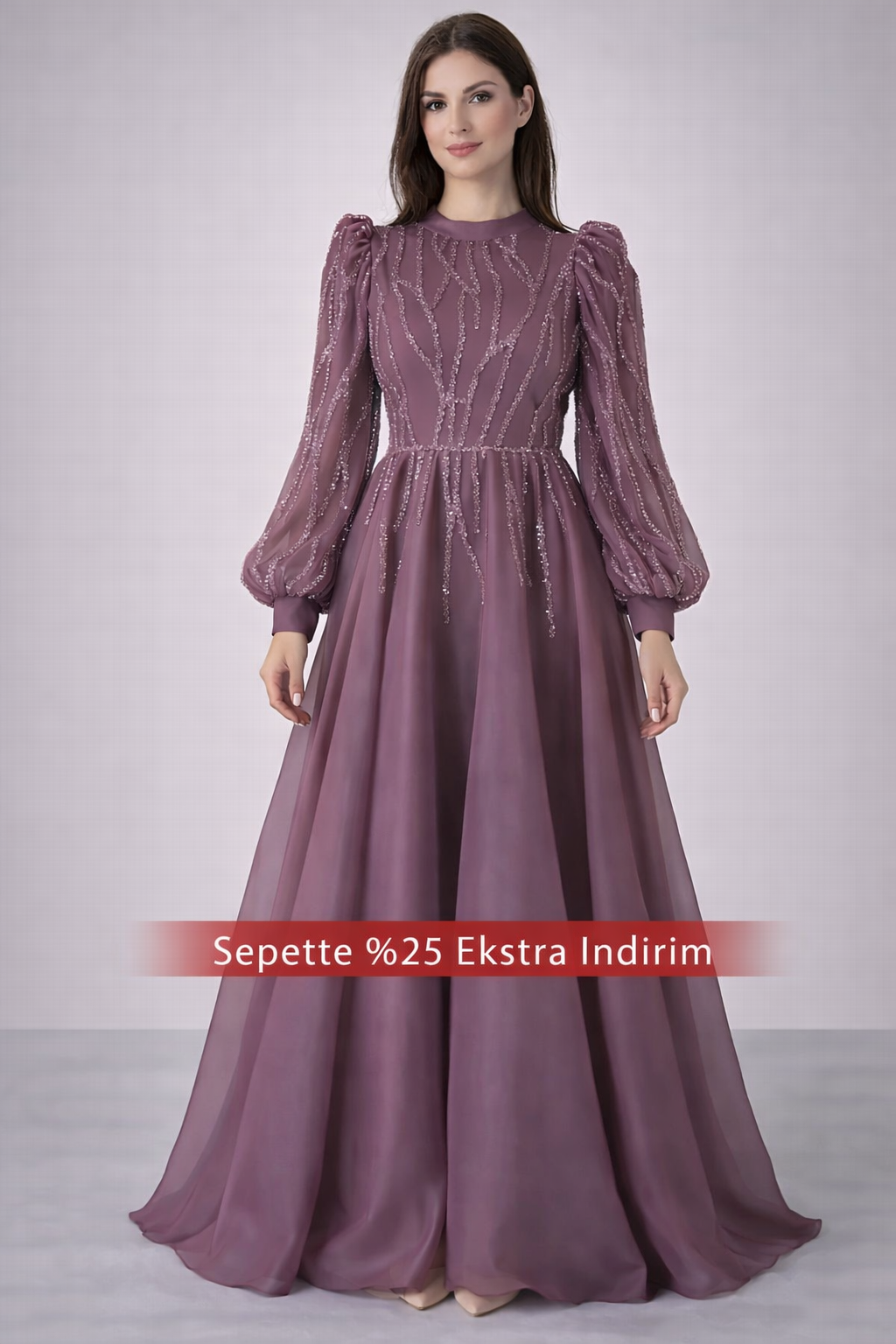 Sonsuz Şıklık: Organze İşlemeli Tesettür Abiye Lila