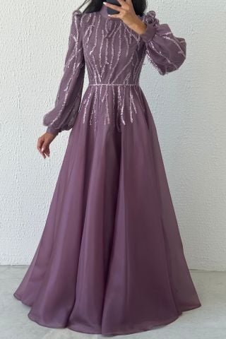 Sonsuz Şıklık: Organze İşlemeli Tesettür Abiye Lila