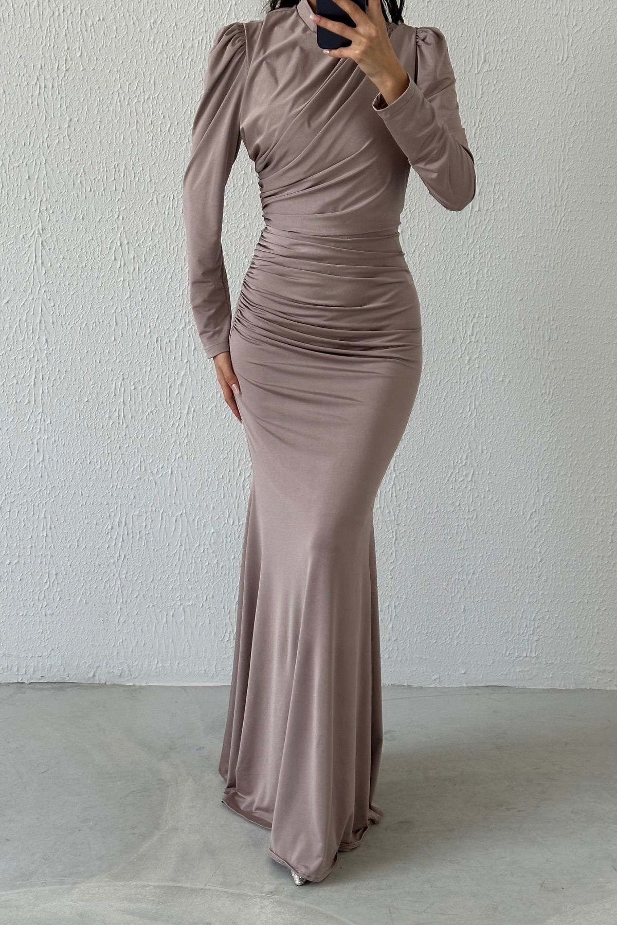 Basic Balık Model Sendi Kumaş Tesettür Abiye Taş