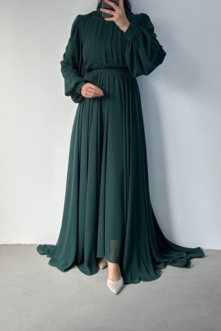 Önü Kısa Arkası Uzun Şifon Tesettür Abiye Koyu Yeşil