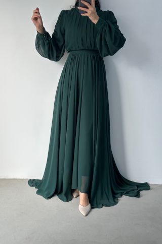 Önü Kısa Arkası Uzun Şifon Tesettür Abiye Koyu Yeşil
