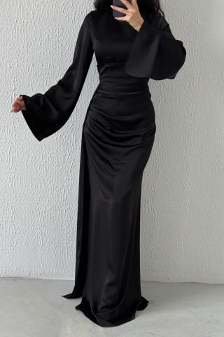 Kuyruk Detaylı Saten Tesettür Abiye Siyah