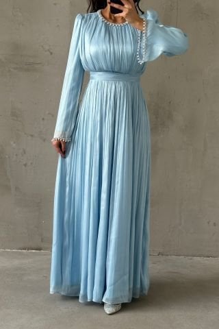 İncilerle Süslenmiş Akıcı Organze Kumaş Tesettür Abiye Bebe Mavisi