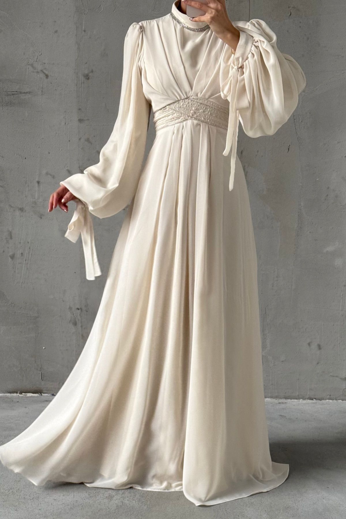 Chiffon Hijab Evening Dress with Sleeve and Waist Detail Ecru