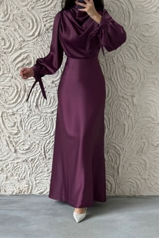 Dökümlü Akıcı Saten Kumaş Tesettür Abiye Mürdüm