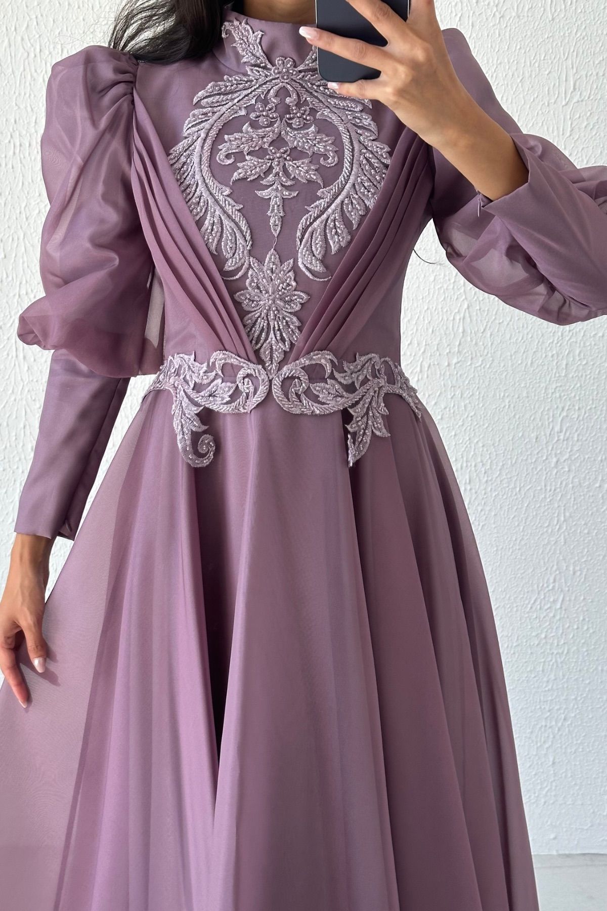 Elegant Embroidered Organza Modest Evening Dress Lilac