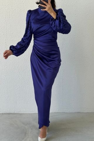 Belden Büzgü Detayıyla Modern Tasarım Saten Tesettür Abiye Saks Mavisi
