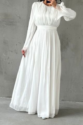 İncilerle Süslenmiş Akıcı Organze Kumaş Tesettür Abiye Ekru