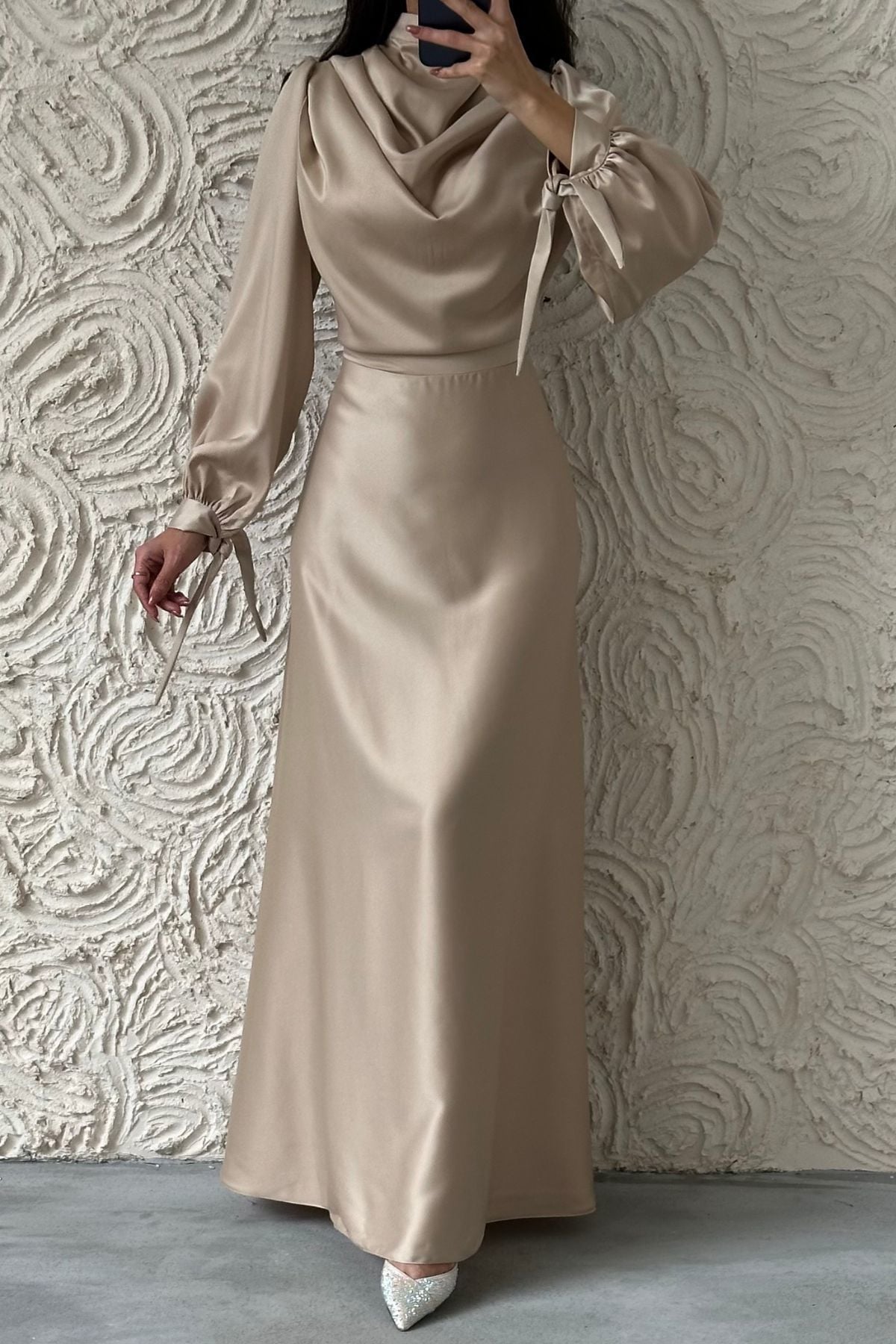 Flowing Flowing Satin Fabric Hijab Evening Dress Stone