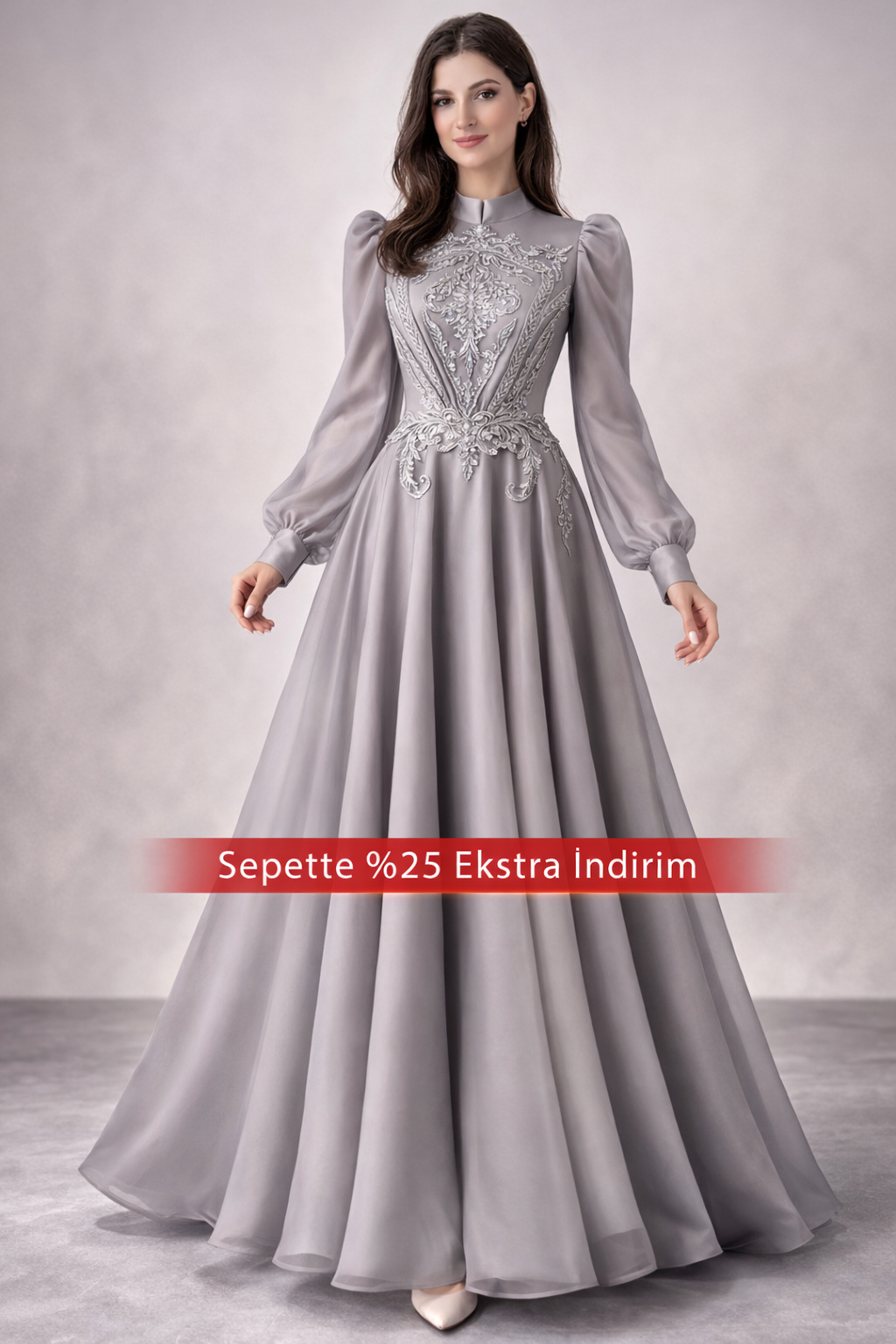 Zarif İşlemeli Organze Tesettür Abiye Gri
