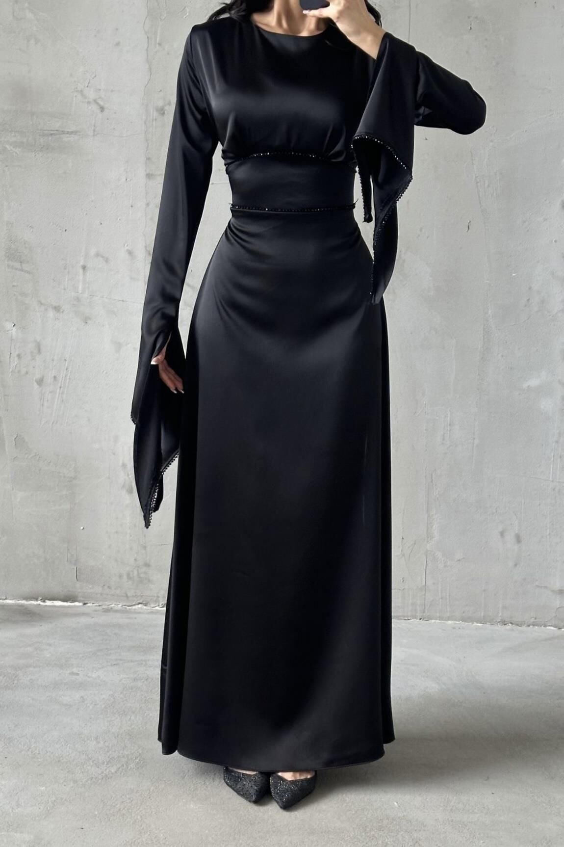 Melisa Hijab Evening Dress Black
