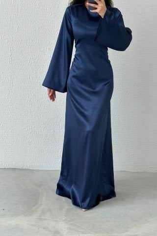 Arkadan Bağlama Detaylı Basic Parlak Saten Tesettür Abiye Lacivert