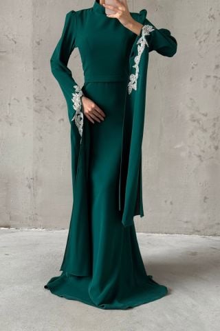Crepe Fabric Stone Detailed Cape Sleeve Hijab Evening Dress Green