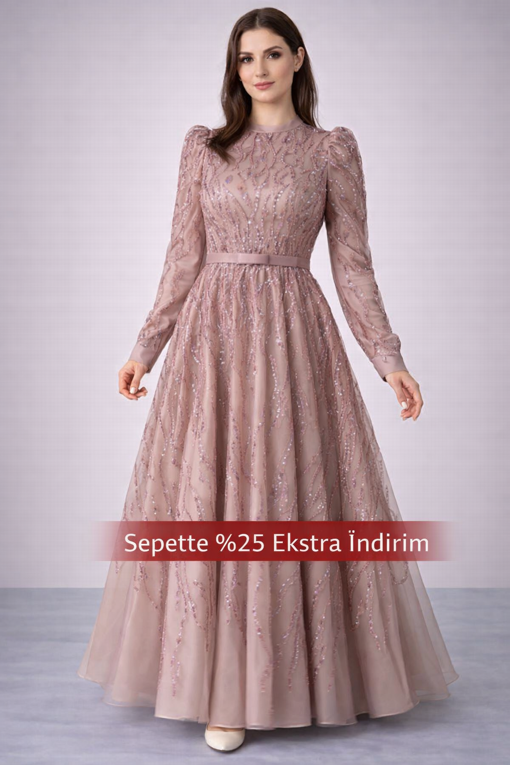 Pul Parıltılı İnce Desenlerle Kemerli Tesettür Abiye