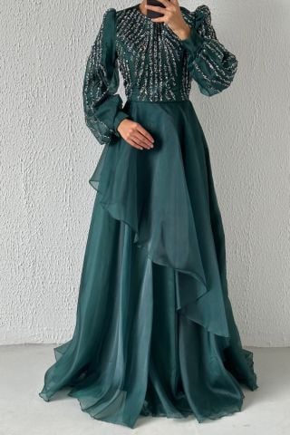 Üstü İşlemeli Fırfır Detaylı Organze Tesettür Abiye Yeşil
