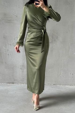 Kolu Tüylü Kalem Saten Tesettür Abiye Haki