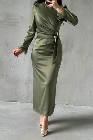 Kolu Tüylü Kalem Saten Tesettür Abiye Haki