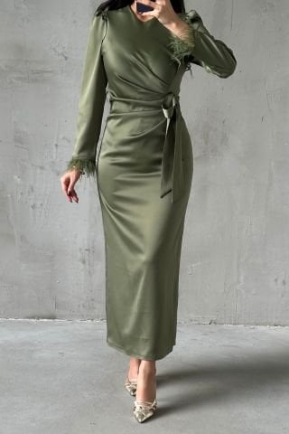 Kolu Tüylü Kalem Saten Tesettür Abiye Haki