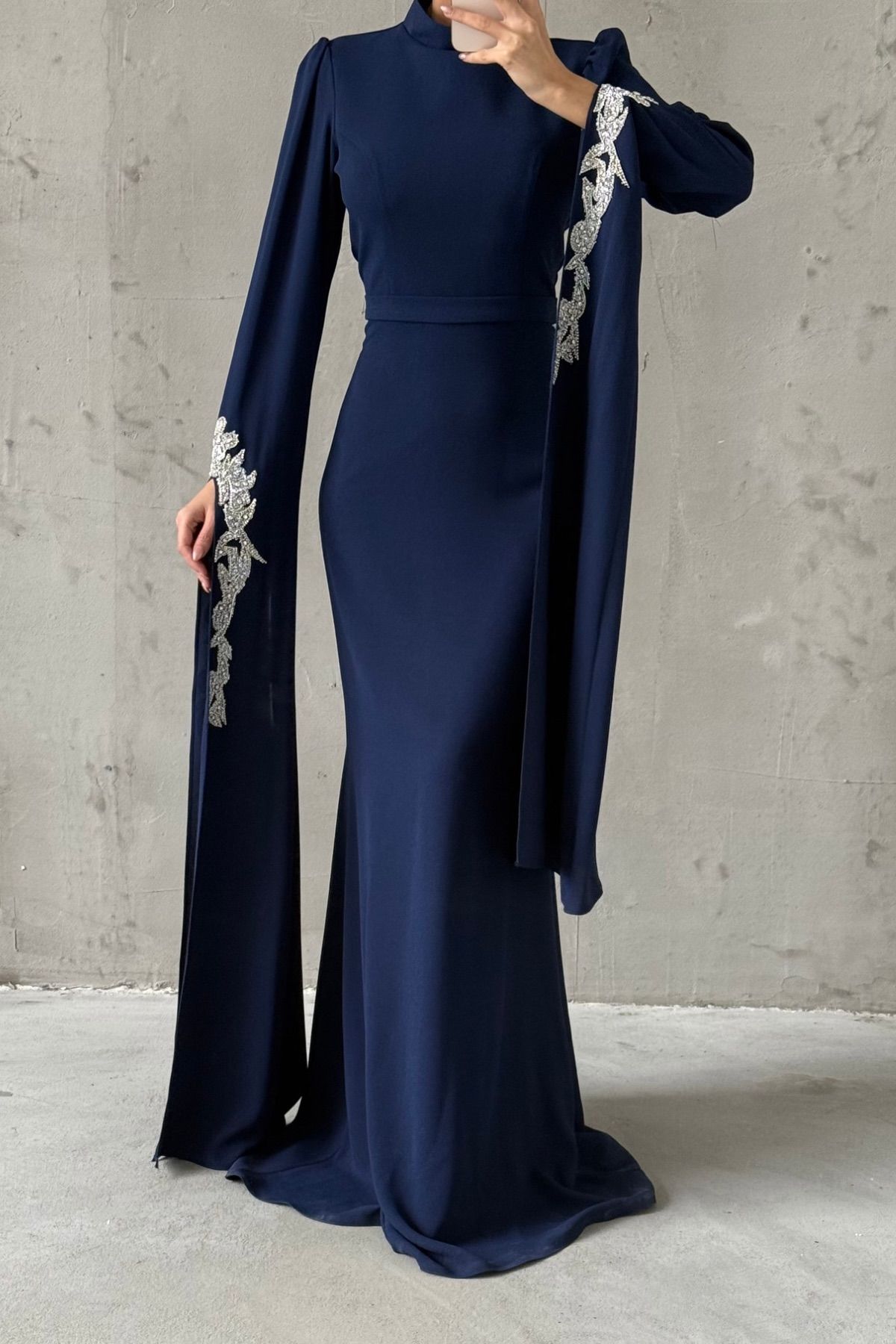 Crepe Fabric Stone Detailed Cape Sleeve Hijab Evening Dress Navy Blue