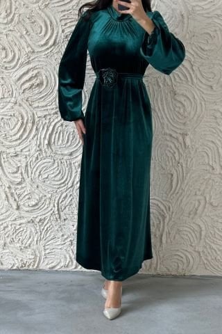 Zarif Kadife Çiçek Kemerli Tesettür Abiye Yeşil