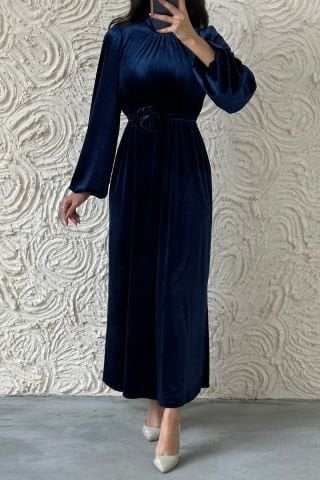 Zarif Kadife Çiçek Kemerli Tesettür Abiye Lacivert