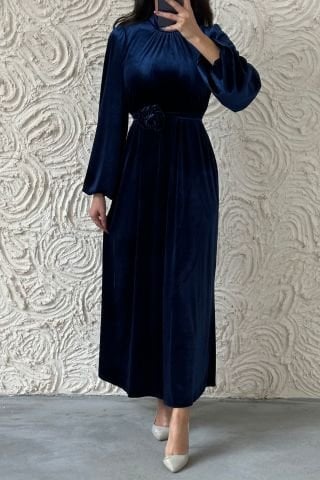 Zarif Kadife Çiçek Kemerli Tesettür Abiye Lacivert