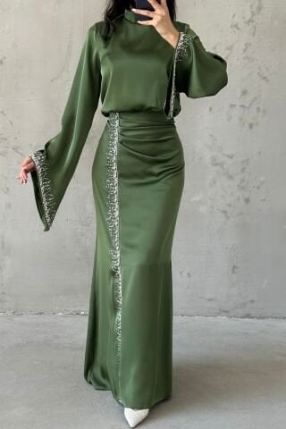 Flowing Sleeve Sparkly Embroidered Satin Hijab Evening Dress Khaki