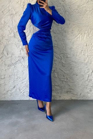 Beli Büzgülü Taş Detaylı Tesettür Abiye Saks Mavisi