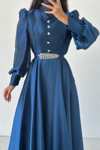 Zarif Taş Detaylı Organze Tesettür Abiye Lacivert