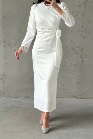 Kolu Tüylü Kalem Saten Tesettür Abiye Ekru