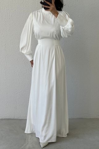 Işıltılı Bel: Balon Kollu Saten Tesettür Abiye Ekru