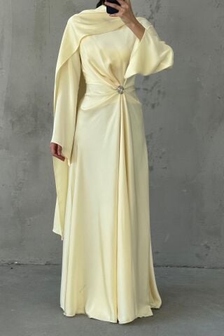 Flowing Fabric and Brooch Detailed Satin Hijab Evening Dress Yellow