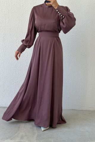 Işıltılı Bel: Balon Kollu Saten Tesettür Abiye Vizon