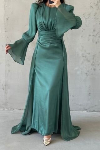 Drape Ve Pelerin Detaylı Janjan Tesettür Abiye Yeşil
