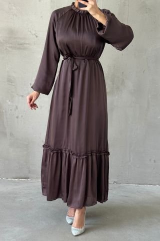 İnce Kemer Ve Fırfır Etek Saten Tesettür Abiye Kahverengi