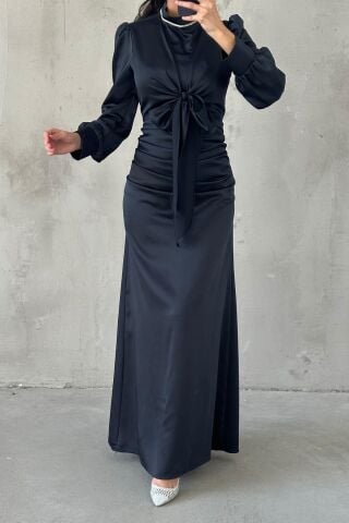 Kusursuz Detaylar Saten Tesettür Abiye Siyah