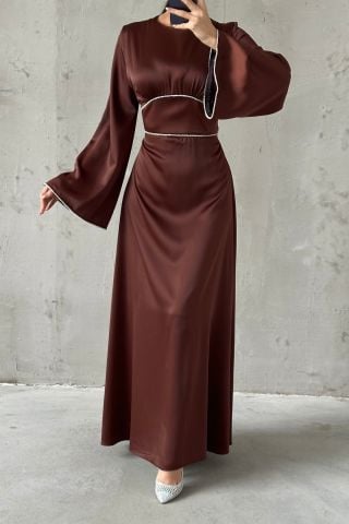 Kolları ve Beli İnci Taş Detaylı  Volan Kol Saten Tesettür Abiye Kahverengi